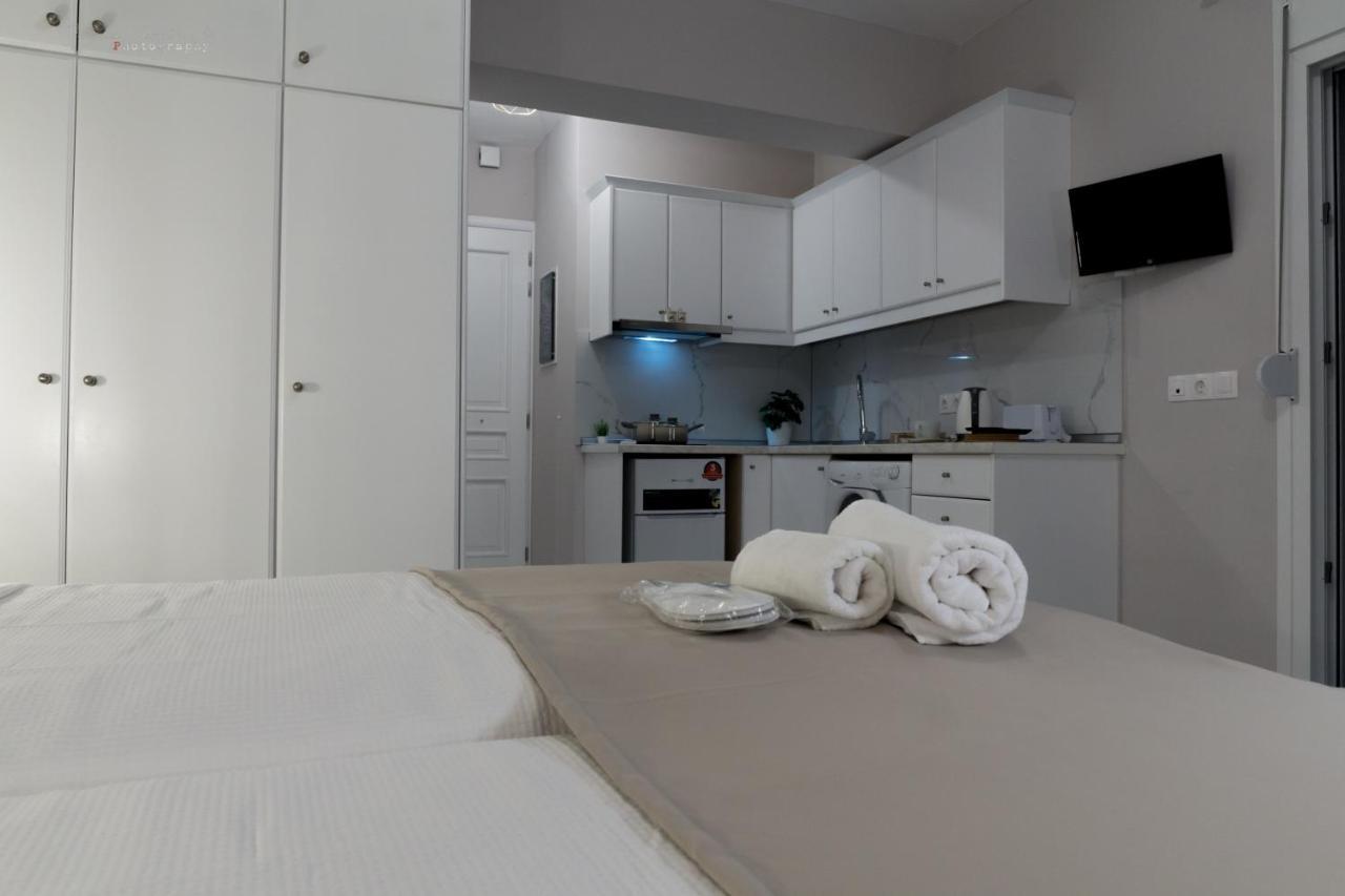 Sunset Brand New Luxury Apt With Pool & Sea View Karpathos Town  Exterior photo