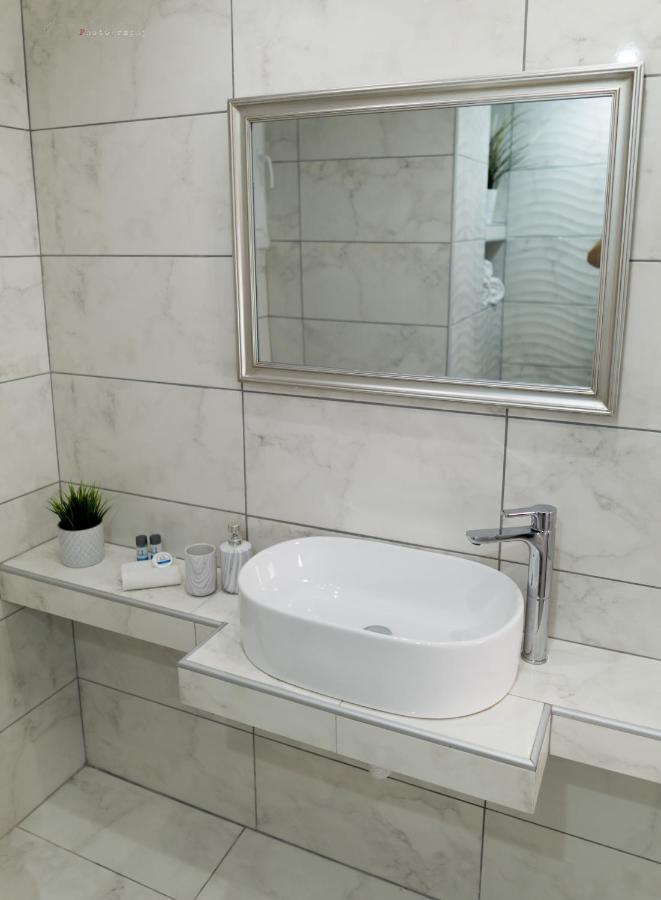 Sunset Brand New Luxury Apt With Pool & Sea View Karpathos Town  Exterior photo