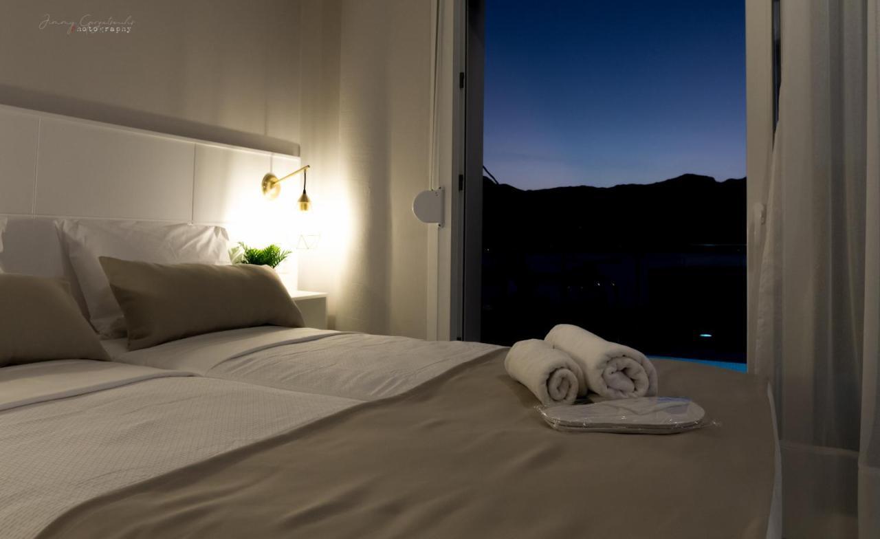 Sunset Brand New Luxury Apt With Pool & Sea View Karpathos Town  Exterior photo